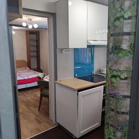 Studio Independant Dans Un Maison Apartment Saint-Denis  Exterior photo